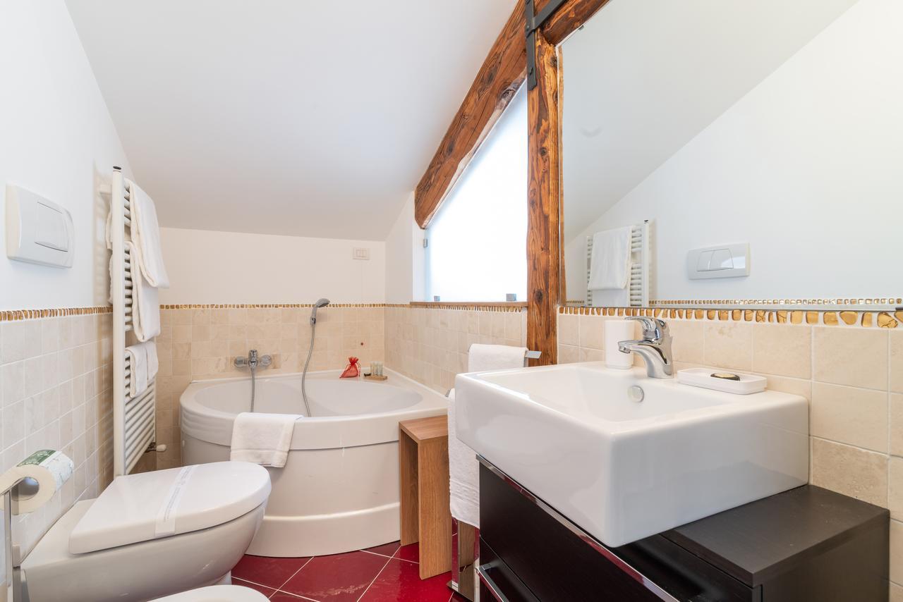 Poli Grappa Suite Venesia Bagian luar foto